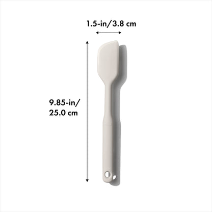 ไม้พายซิลิโคน ขนาดเล็ก สีข้าวโอ๊ต l OXO Small Silicone Spatula Oat